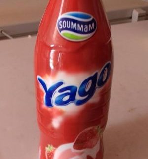 Yogur liquido de fresa soummam